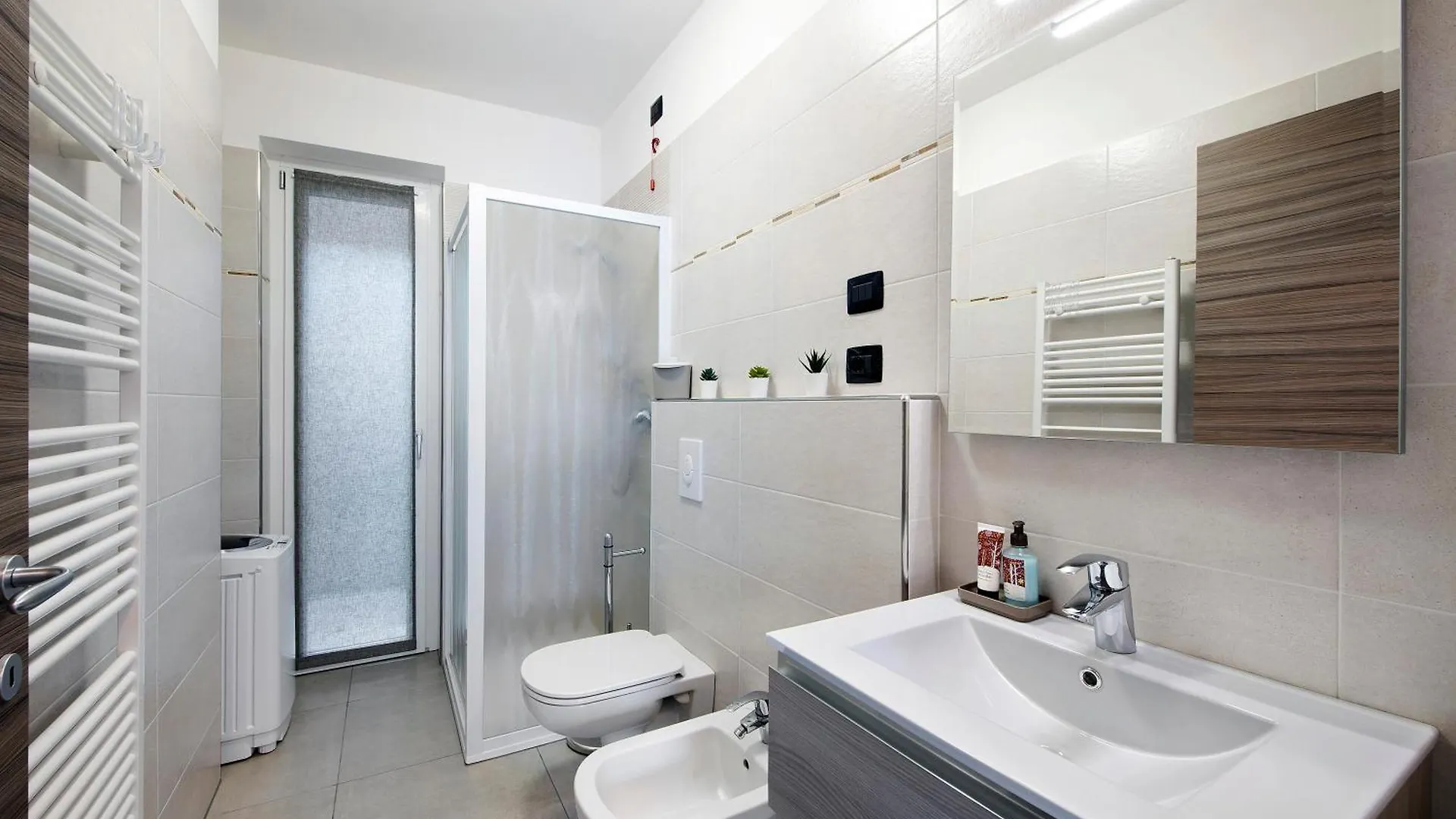 Appartamento 2 Nesso Apartment